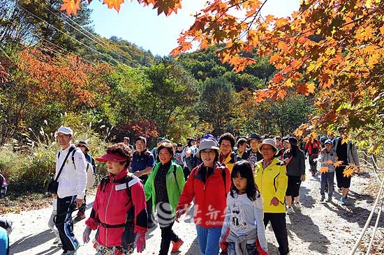 강원 양구군은 오는 10월 6일 두타연 일원에서 ‘금강산 가는 옛길 걷기대회’를 개최한다. (자료사진 ⓒ양구군)