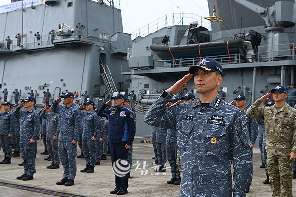 25일 해군 1함대사령부에서 청해부대 41진(양만춘함) 환영행사가 열리고 있다. (사진=해군 1함대사령부 제공)