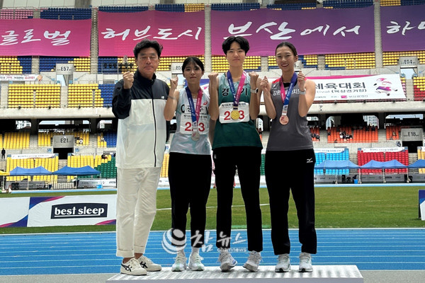 여자 일반부 높이뛰기 김한결 선수는 1m70cm를 넘어 3위를 차지했다. (사진=양구군청 제공)