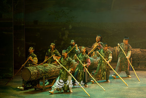 강원 정선군은 지역 대표 공연 콘텐츠인 뮤지컬 퍼포먼스 ‘아리아라리’와 ‘뗏꾼’의 상설 공연을 본격 운영하며 문화관광 활성화에 나선다. (사진=정선군청 제공)